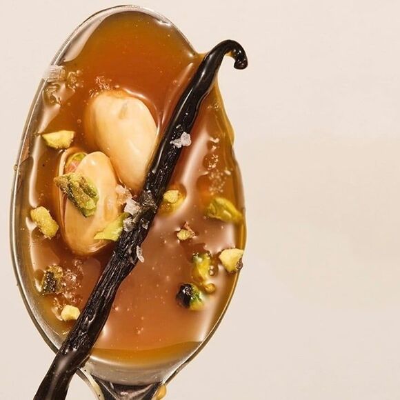 Sol de Janeiro: Brazilian Bum Bum® Body Scrub (7.7 OZ) - Picture 12 of 12